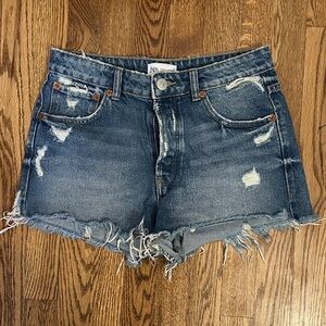 Zara Women's Frayed Hem Jean Shorts - Blue